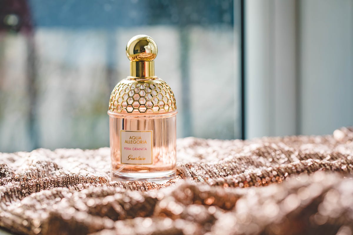 Differences Between Body Spray And Perfume Which One Should You Use? Rhema Beauty Shop